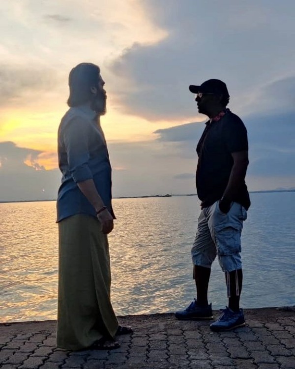 எக்ஸ்க்ளூசிவ் பிக்ஸ்