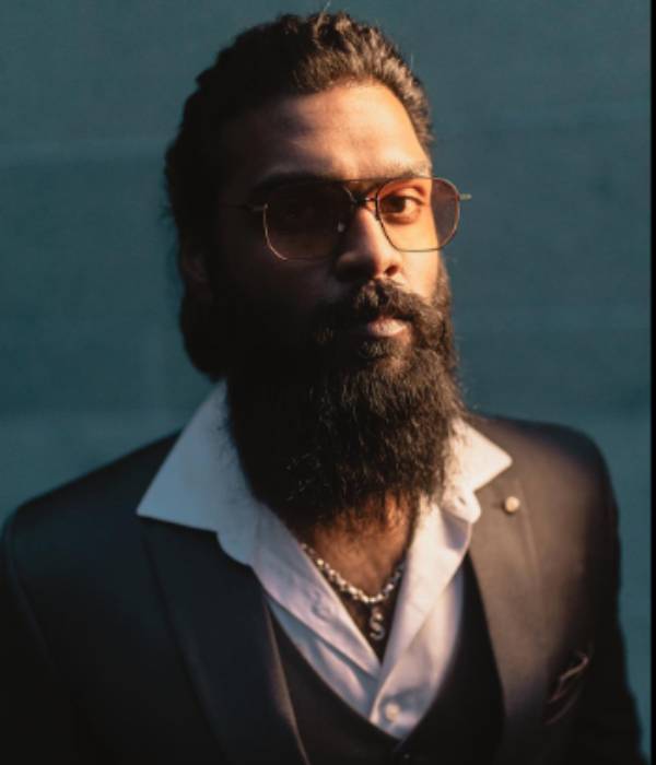 சண்முக பாண்டியன்