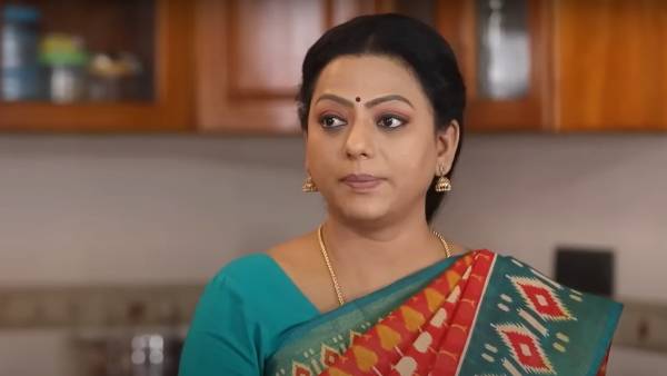 கொண்டாட்டத்தில் பாக்கியா குடும்பத்தினர்