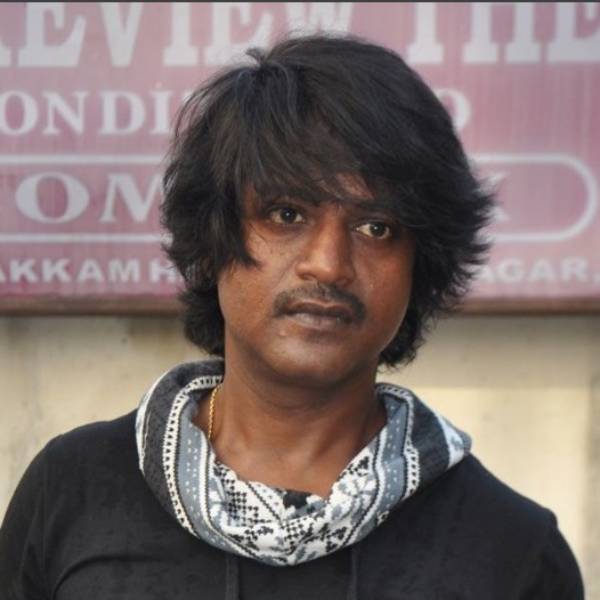 டேனியல்