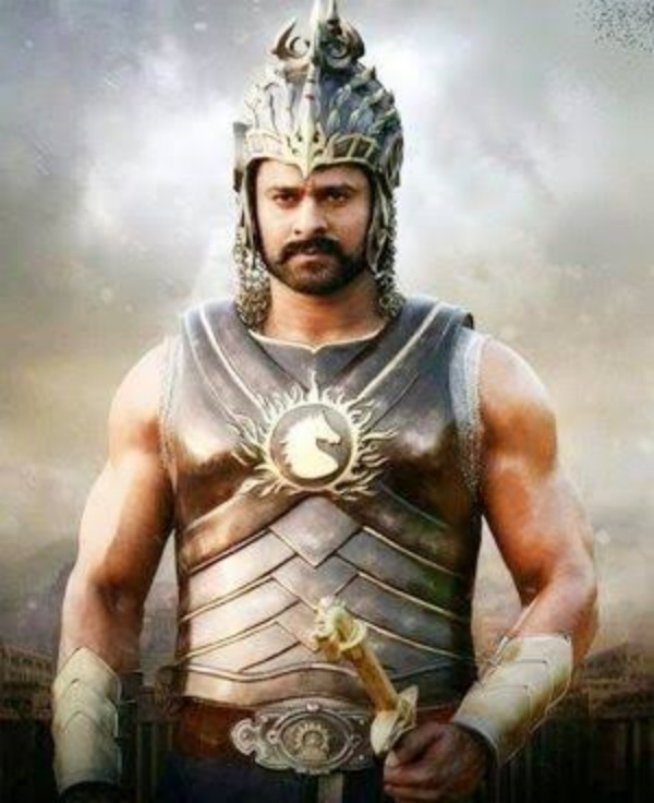 பாகுபலி ஒப்பீடு