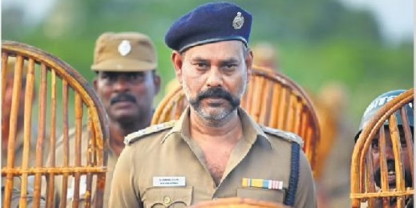 ஆர்ப்பரித்த மக்கள்
