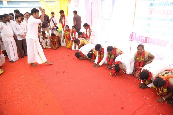 பிரம்மாண்ட சீர்வரிசை
