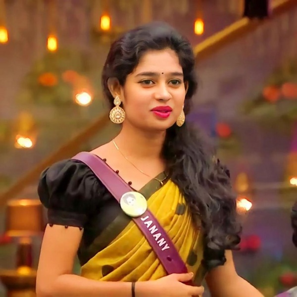 ஜனனி வெறும் அம்பு
