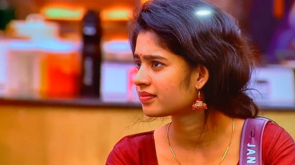 காரியக்கார ஜனனியின் சூழ்ச்சி அறியாத ஏடிகே