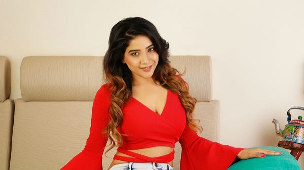 ரஜினி, அஜித்துடன் படங்கள்