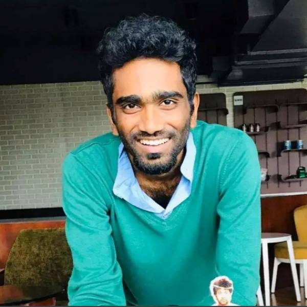 லவ் டுடே தலைப்பு