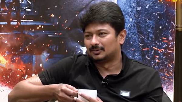 விஜய்யுடன் இணைந்த உதயநிதி