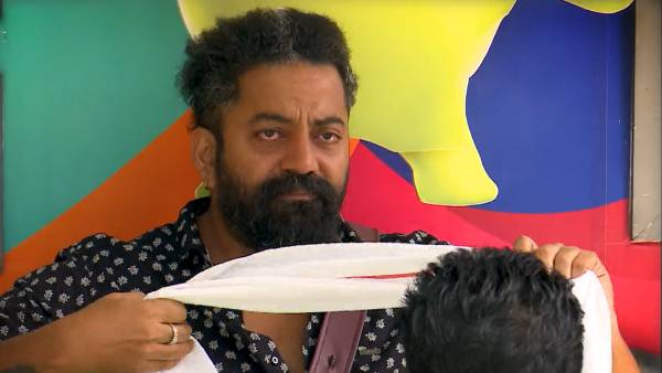 வெளியேறிய ராபர்ட் மாஸ்டர்