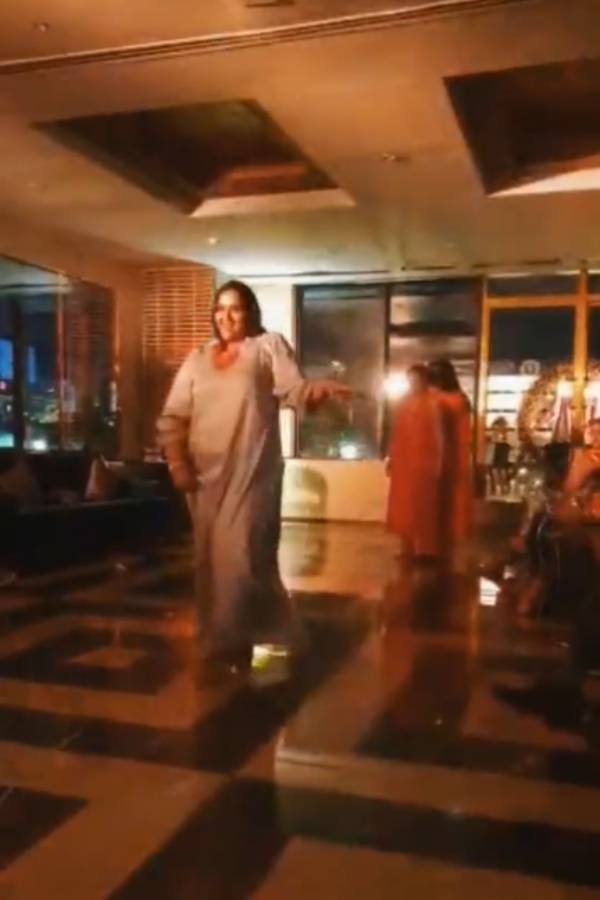 ராதாவின் குத்தாட்டம்