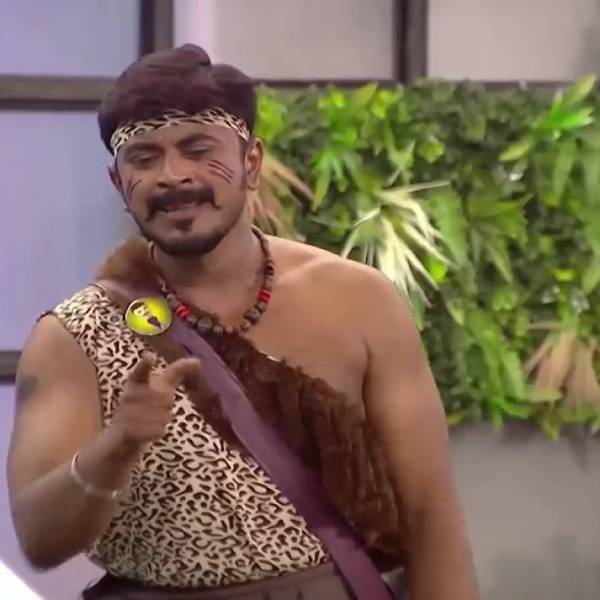 அறிவு இருக்கா அசீம்