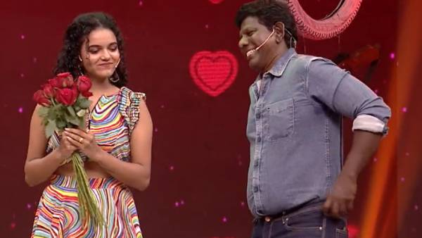 தீனா அஜித்துக்கே டஃப் கொடுப்பாரு போல.. வில்லன் நடிகர் சாய் தீனா என்னம்மா ப்ரொபோஸ் பண்றாரு! | Villain Actor Sai Dheena's super love proposal scene grabs fans attention 2 படத்தில் தான் வில்லன்