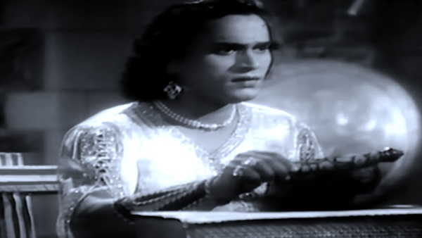 புகழேணியின் உச்சியில் இருந்தபோது நடந்த அதிர்ச்சி சம்பவம்