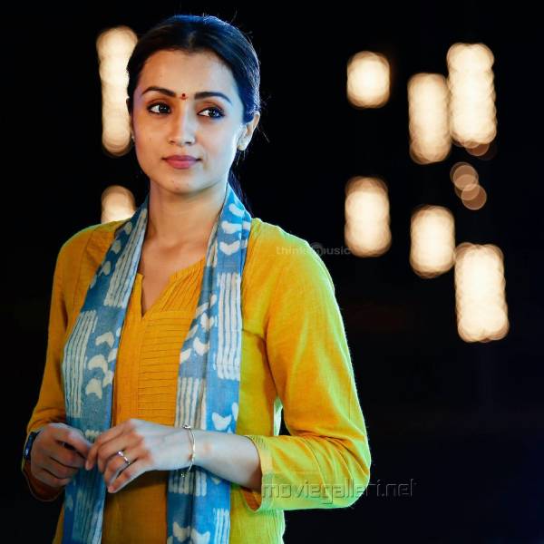 அங்கேயே நிக்கிறேன் ஜானு