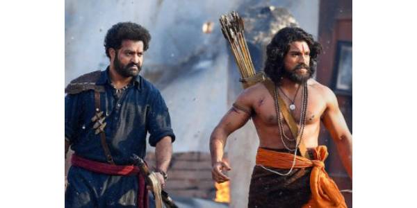 600 விமர்சகர்கள்