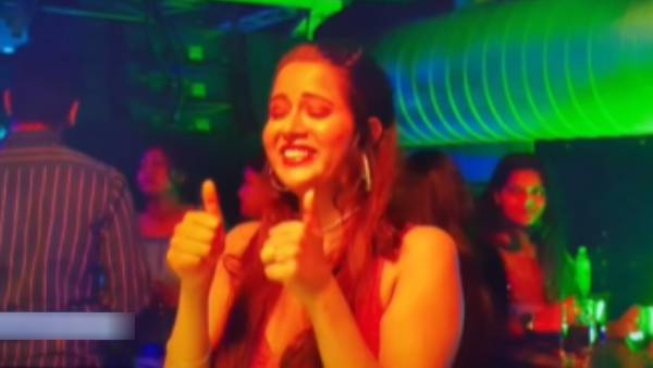 பார்ட்டியில் குடித்துவிட்டு ஆட்டம்
