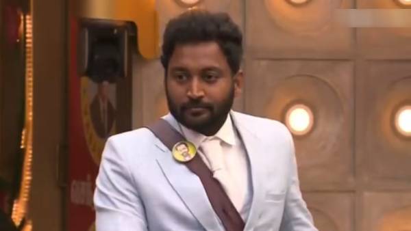 சீசன் 4 காப்பி