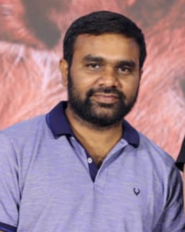 தெலுங்குப்பட இயக்குநர்களுடன் தனுஷ்