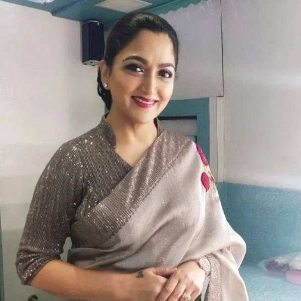 தொடர்ந்து நடித்து வருகிறார்
