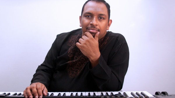 The music video of ‘Rasathiye’ created by Shyamalangan, Australia-based Eelam Tamilian is released now. The music video of ‘Rasathiye’ created by Shyamalangan, Australia-based Eelam Tamilian is released now.